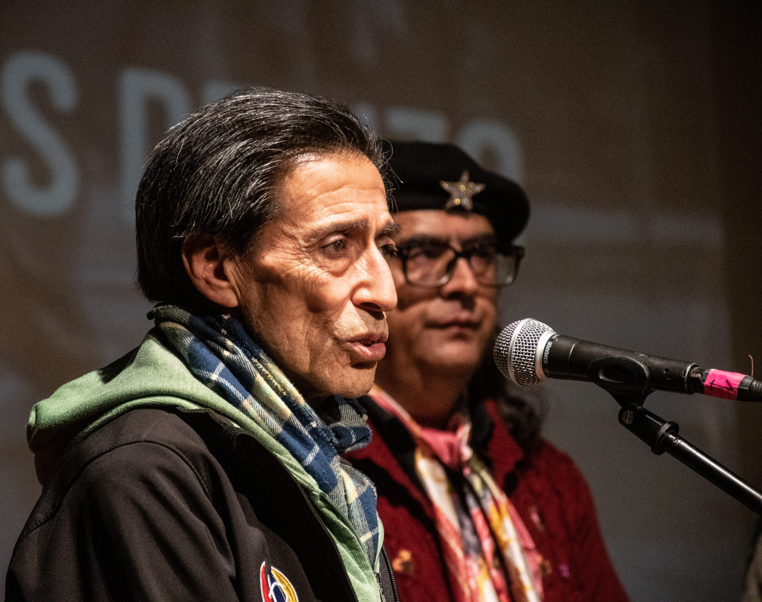  / Marco Ruiz y Víctor Hugo Robles durante la presentación del documental el 23 de junio en el Museo de la memoria / FOTO: Arturo Ledezma / La Hora