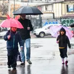 plano general de lluvia en Santiago