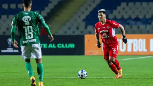 Esteban Paredes volvió al fútbol en derrota de San Antonio, 