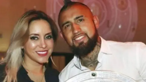 Marité Matus y Arturo Vidal