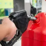 Anuncio descuentos en PARAFINA Y COMBUSTIBLES, 07 de Junio del 2023 / SANTIAGO
Alcaldes AMUCH junto a Eliana Rodríguez, gerente de Comunicaciones de Petrobras; la alcaldesa de Las Condes, Daniela Peñaloza y el alcalde de La Reina, José Manuel Palacios; anuncian nuevos descuentos en parafina y combusti