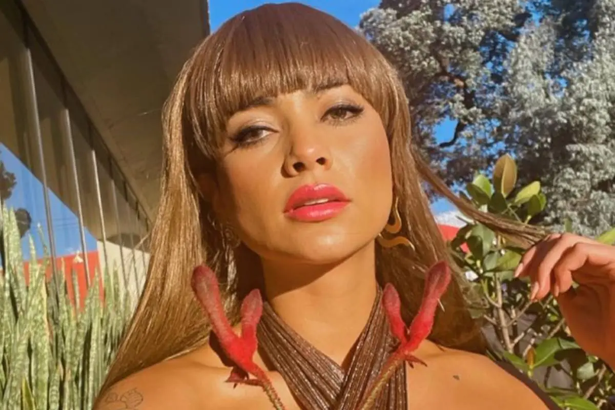 primer plano del rostro de Camila Recabarren