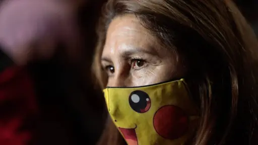 Tía Pikachu, Agencia Uno