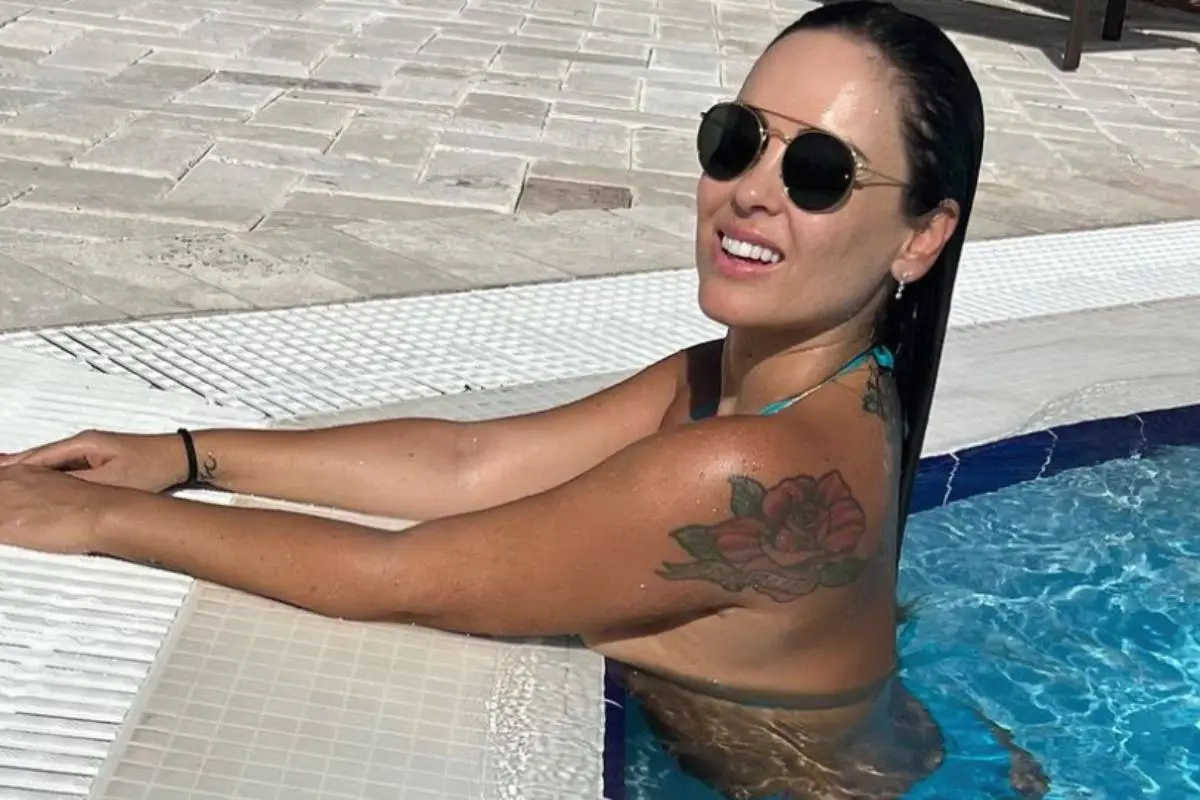 PLANO MEDIO DE Maura Rivera