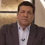 plano medio del rostro de Julio César Rodríguez