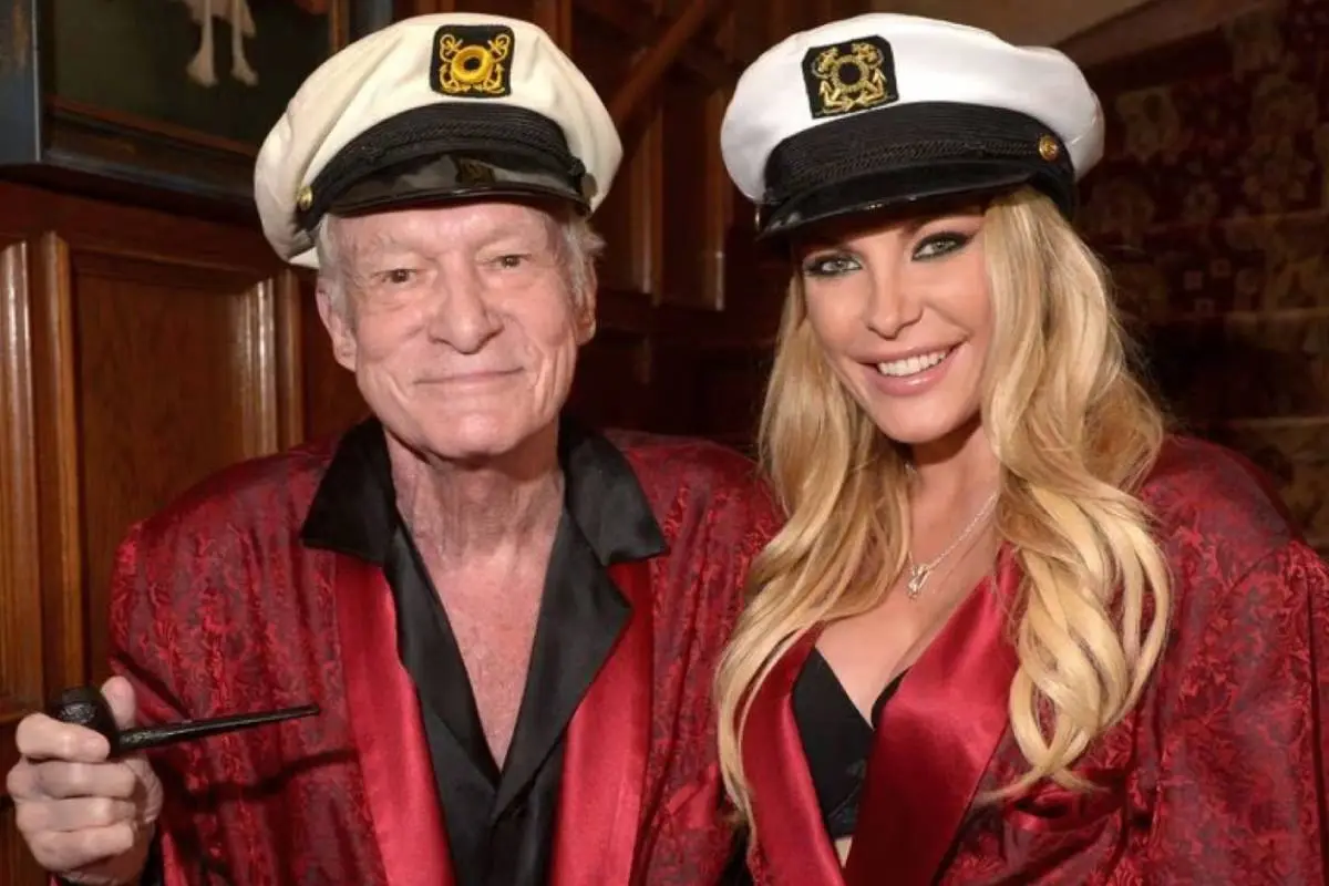 primer plano del rostro de Hugh Hefner y Crystal Hefner