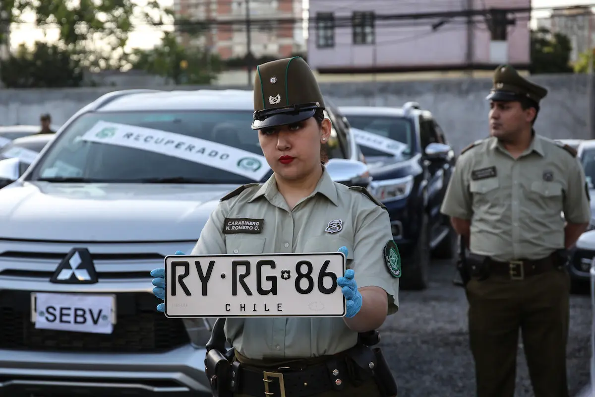plano general de autos robados y Carabineros