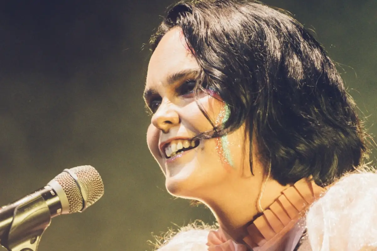 Camila Moreno revive su primer disco en la gira _Almismotiempo_, 