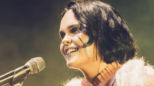 Camila Moreno revive su primer disco en la gira _Almismotiempo_, 