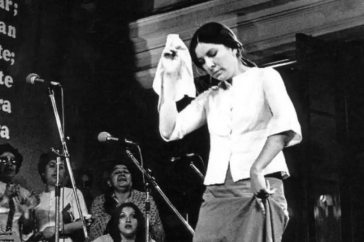 la cueca sola baile, 