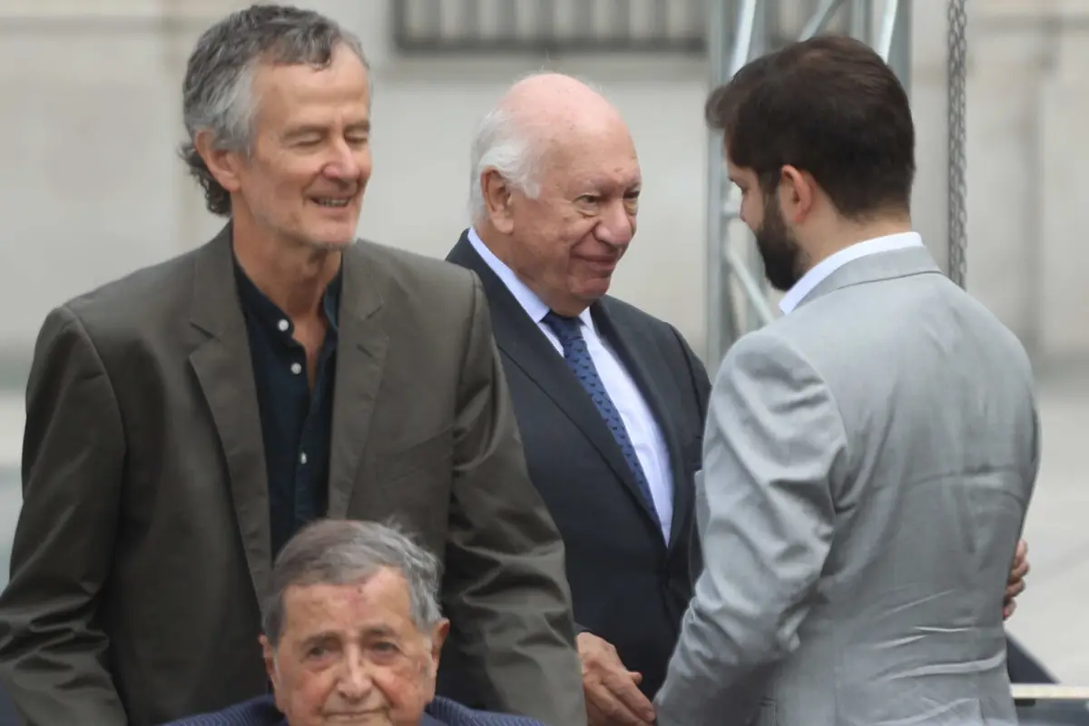 A_UNO_1417340, Agencia Uno