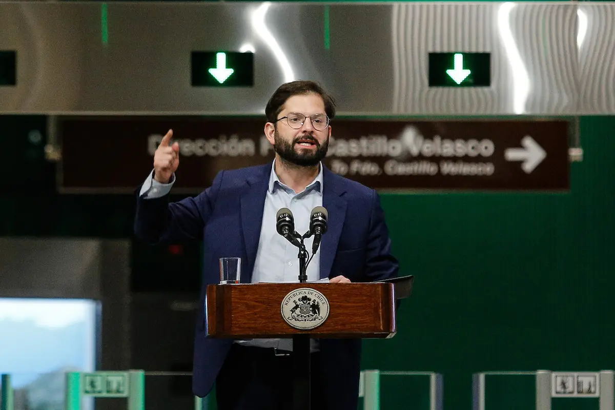 Gabriel Boric en inauguración de estación de Metro Quilucura