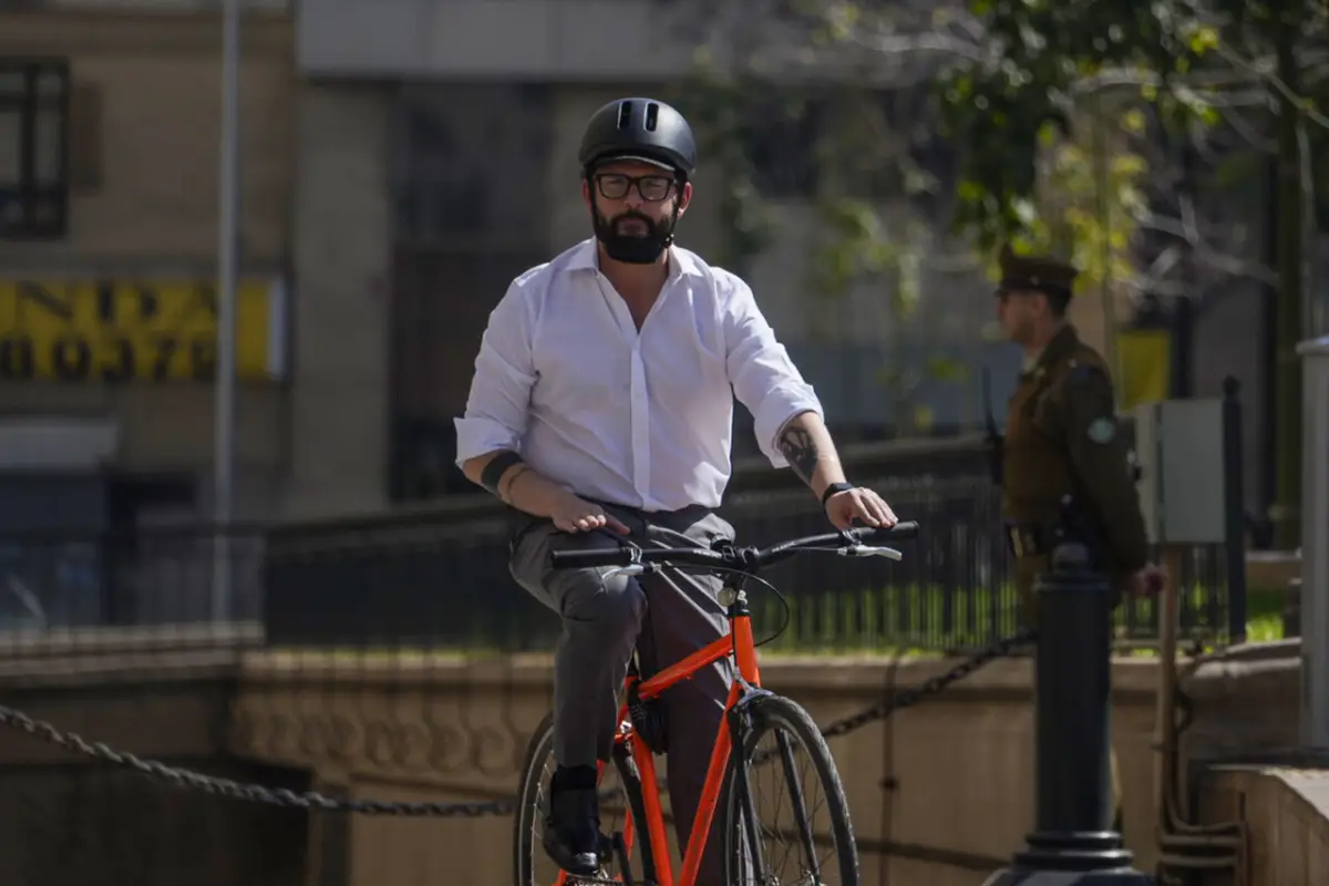 A_UNO_1506406, Agencia Uno