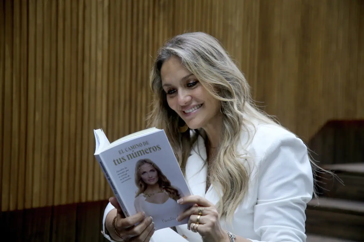 Kenita Larraín en lanzamiento de su libro. Foto:Juan Pablo Carmona Y.