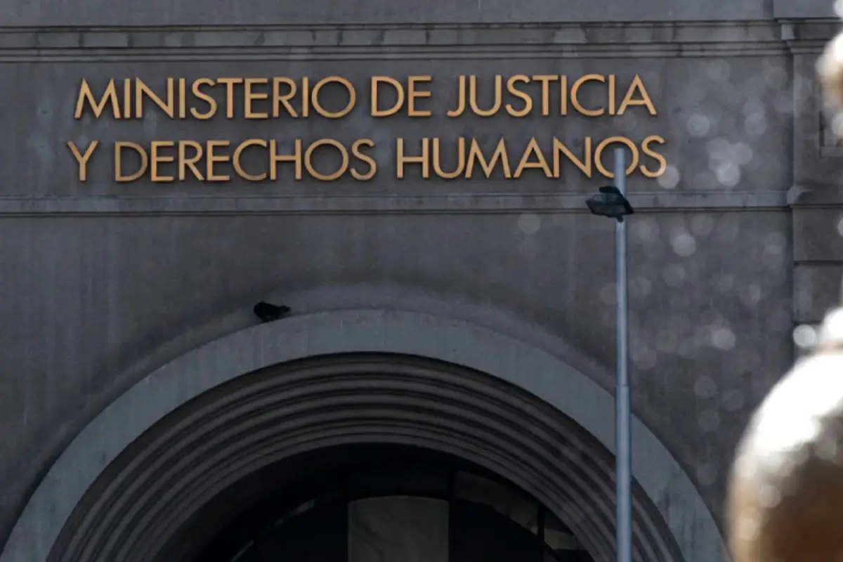 fachada de Ministerio de Justicia y Derechos humanos