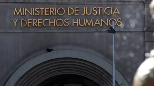 fachada de Ministerio de Justicia y Derechos humanos