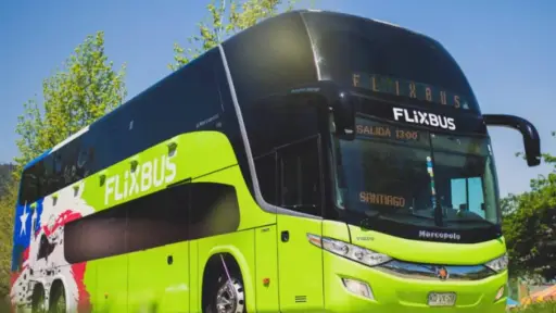 bus de empresa Flixbus, que debuta bajo sistema low cost