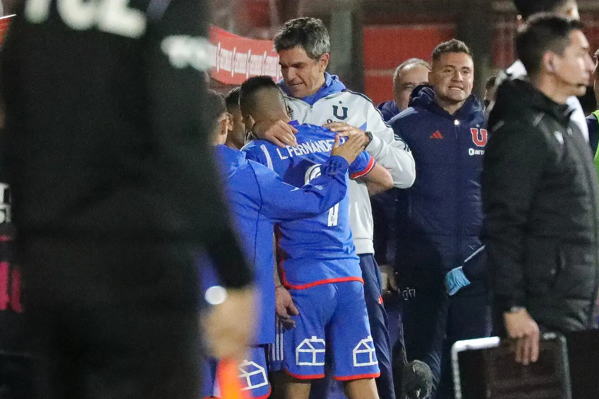 Leandro Fernández, de Universidad de Chile, celebra su gol sobre Audax Italiano