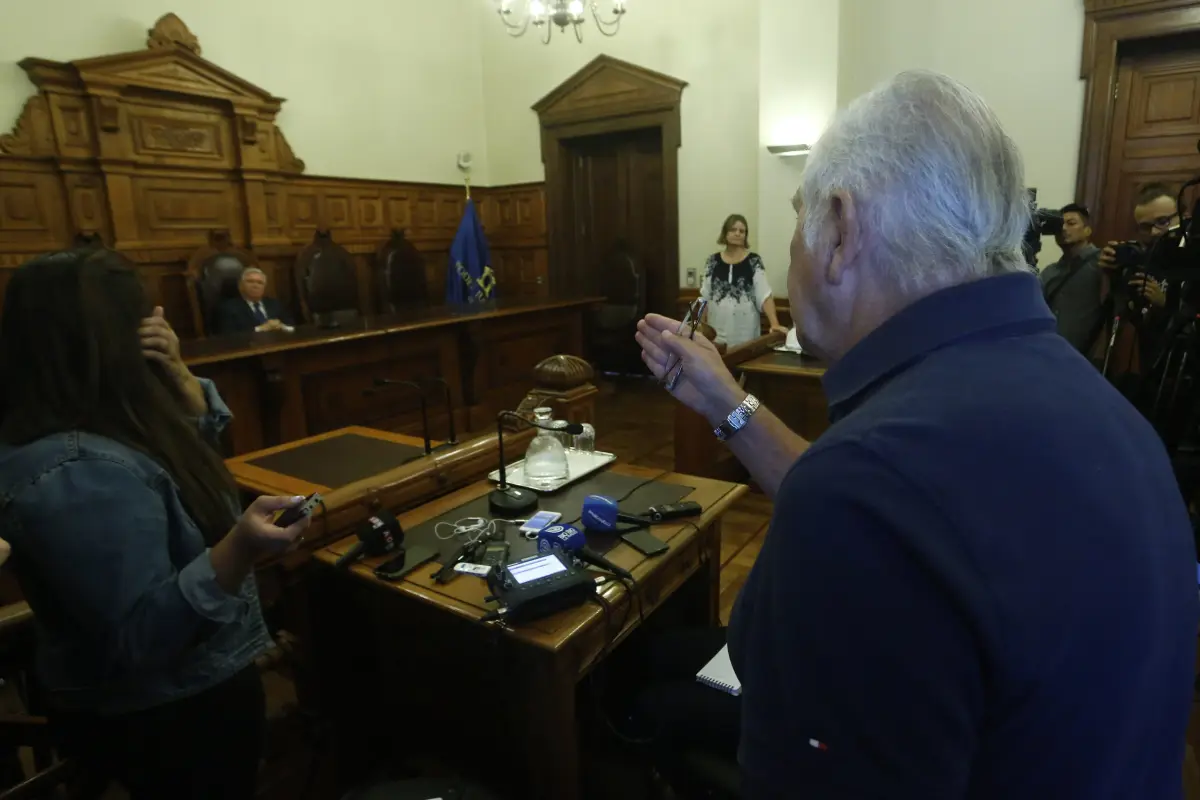 Lamberto Cisternas informa acuerdo de pleno del Máximo Tribunal, Santiago 14 marzo 2018.El ex teniente coronel de Ejército Jaime Ojeda Torrent, procesado por la muerte de 15 personas durante el paso de la “Caravana de la Muerte” por el Regimiento de La Serena increpo al vocero de la Corte Suprema, Lamberto Cisternas d