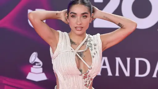 Maria-Becerra-latin-grammy-2023-Emilia-Velasco, 