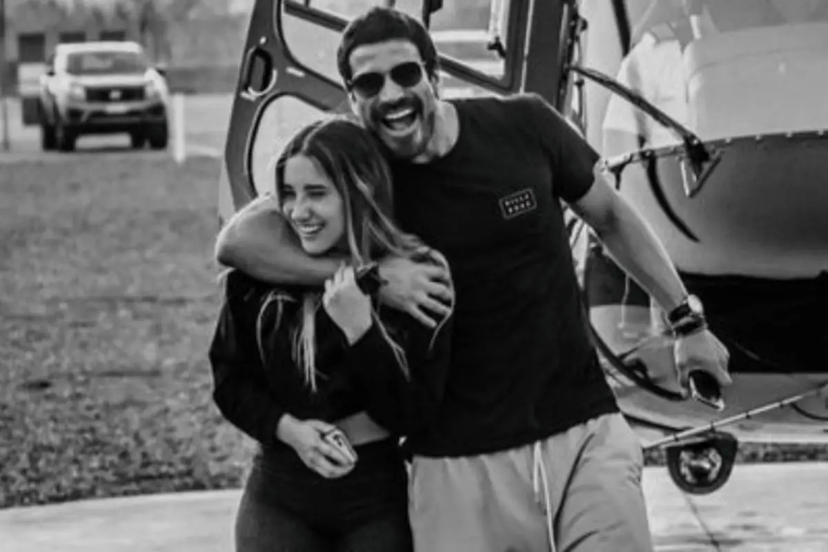 Catalina Saavedra junto a Sebastián Ramírez