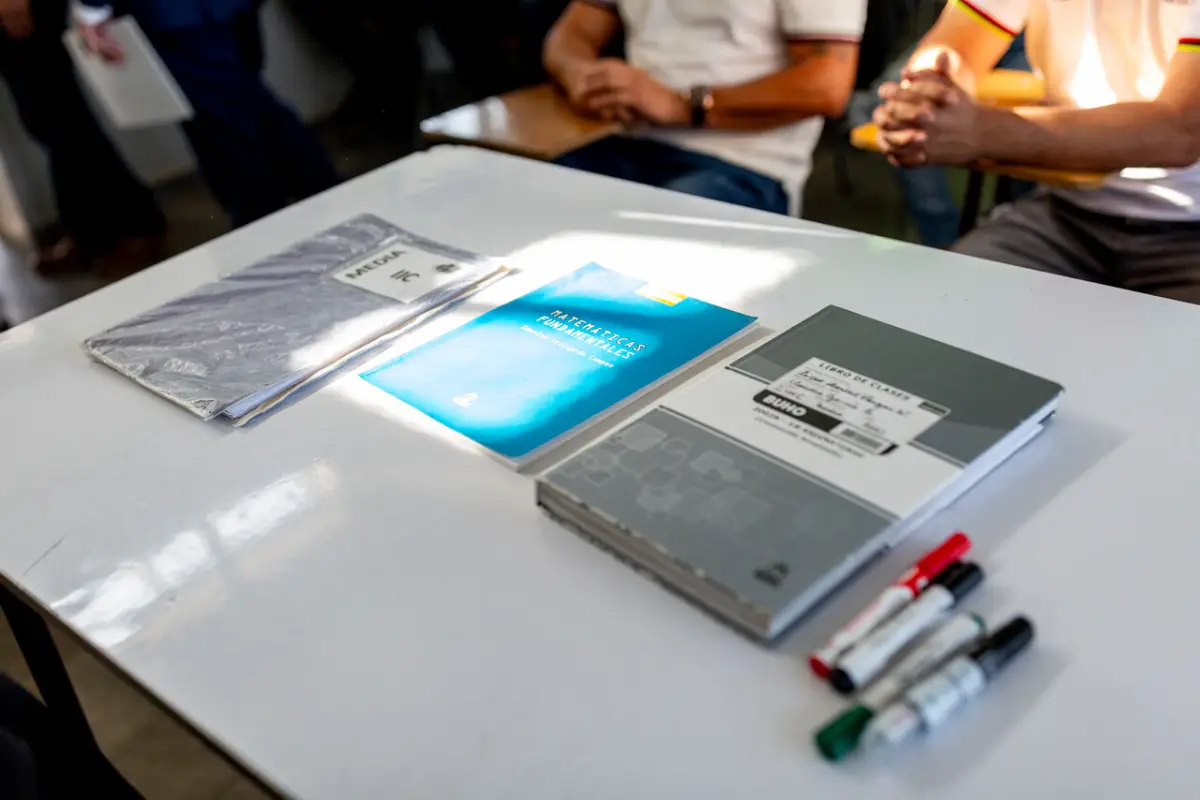 A_UNO_1530099, Agencia Uno