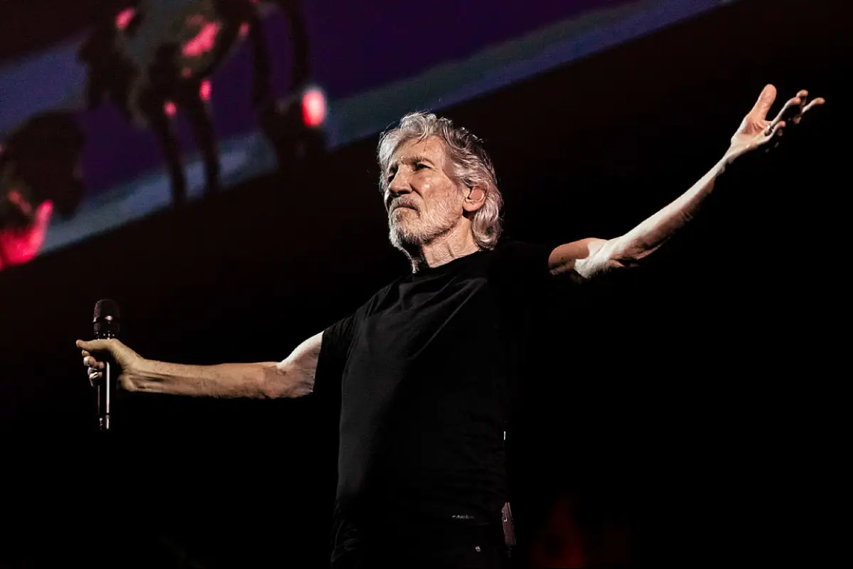 ROGER WATERS II, 