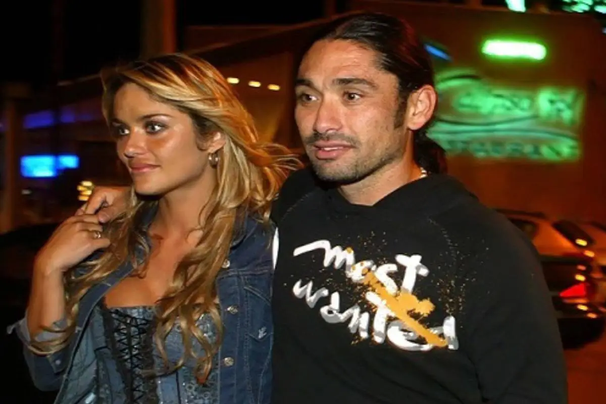 406474_5_63f75679c3254 (1),