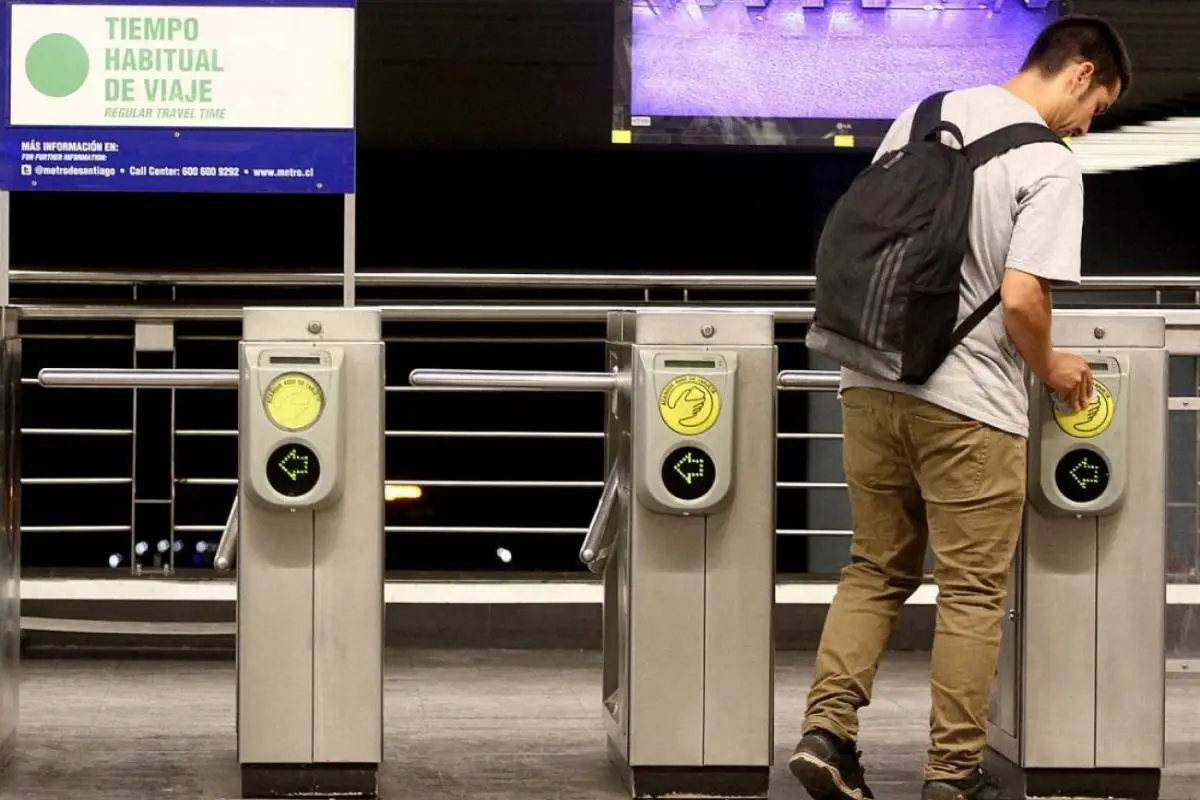 Metro de Santiago,