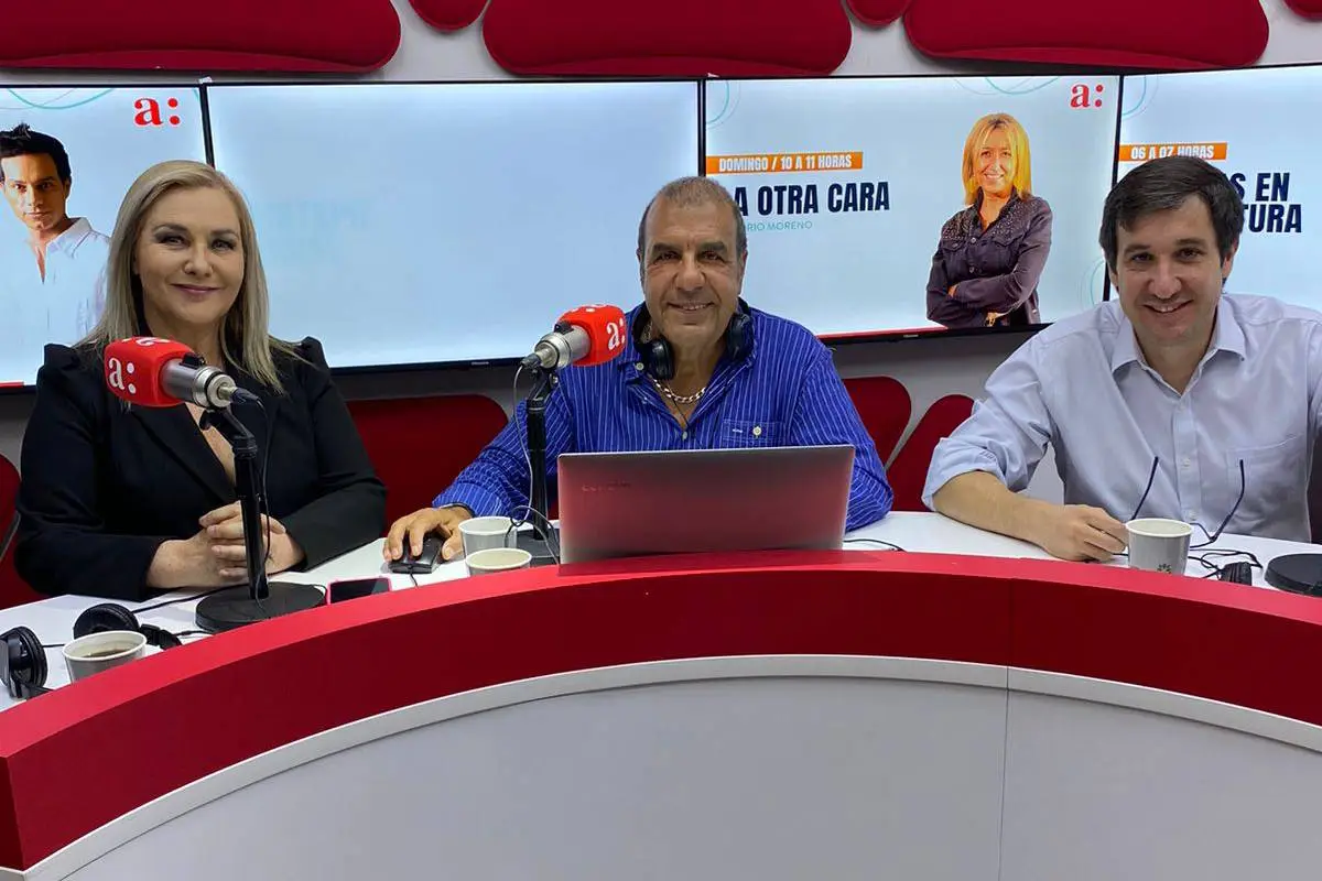 Pamela Jiles Debutó En Programa Radial De Checho Hirane