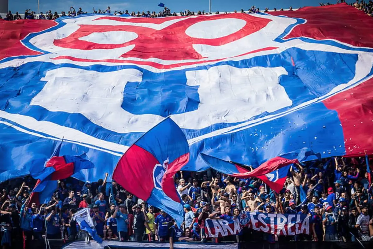 hinchada de la Universidad de Chile