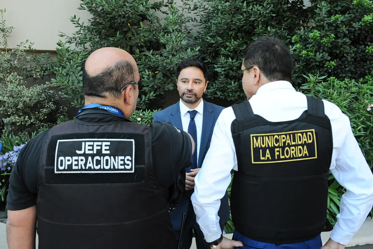 Rodolfo Carter, Agencia Uno