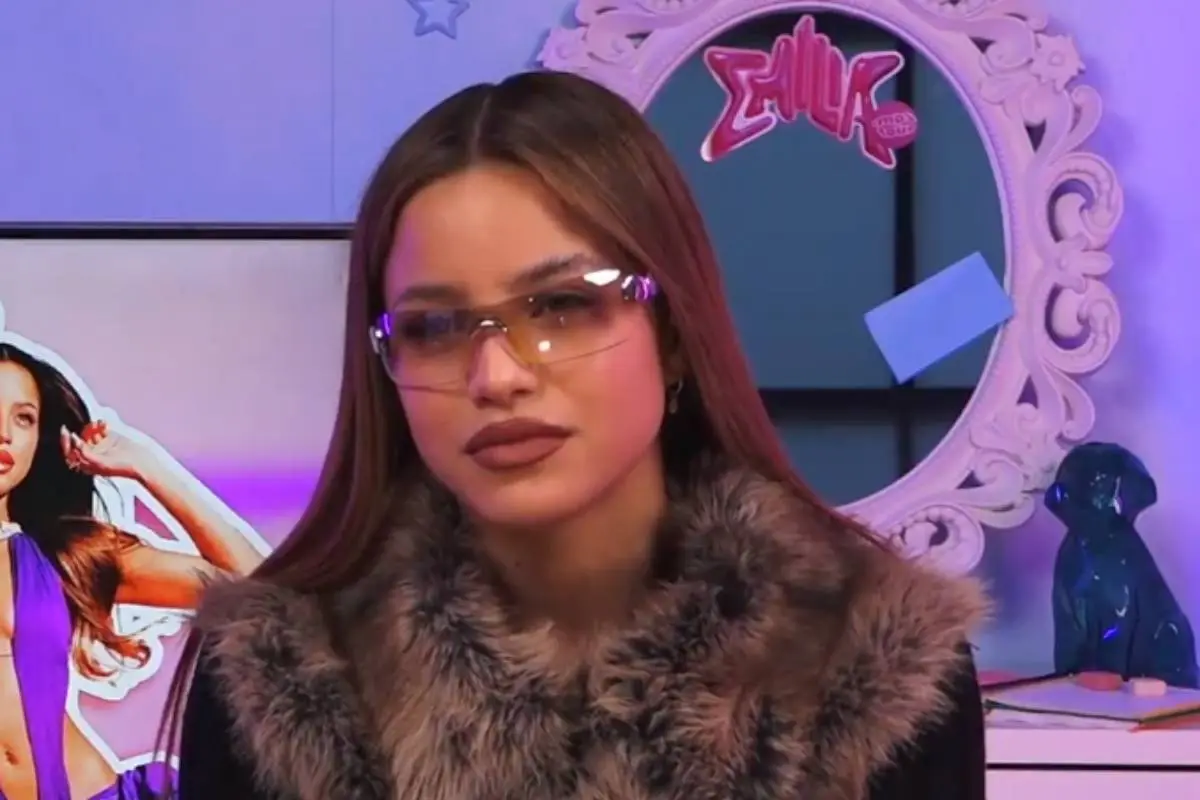 Emilia Mernes en entrevista, Captura