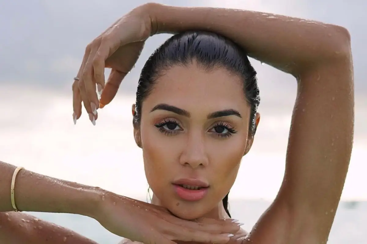 Alexandra Méndez, Redes sociales