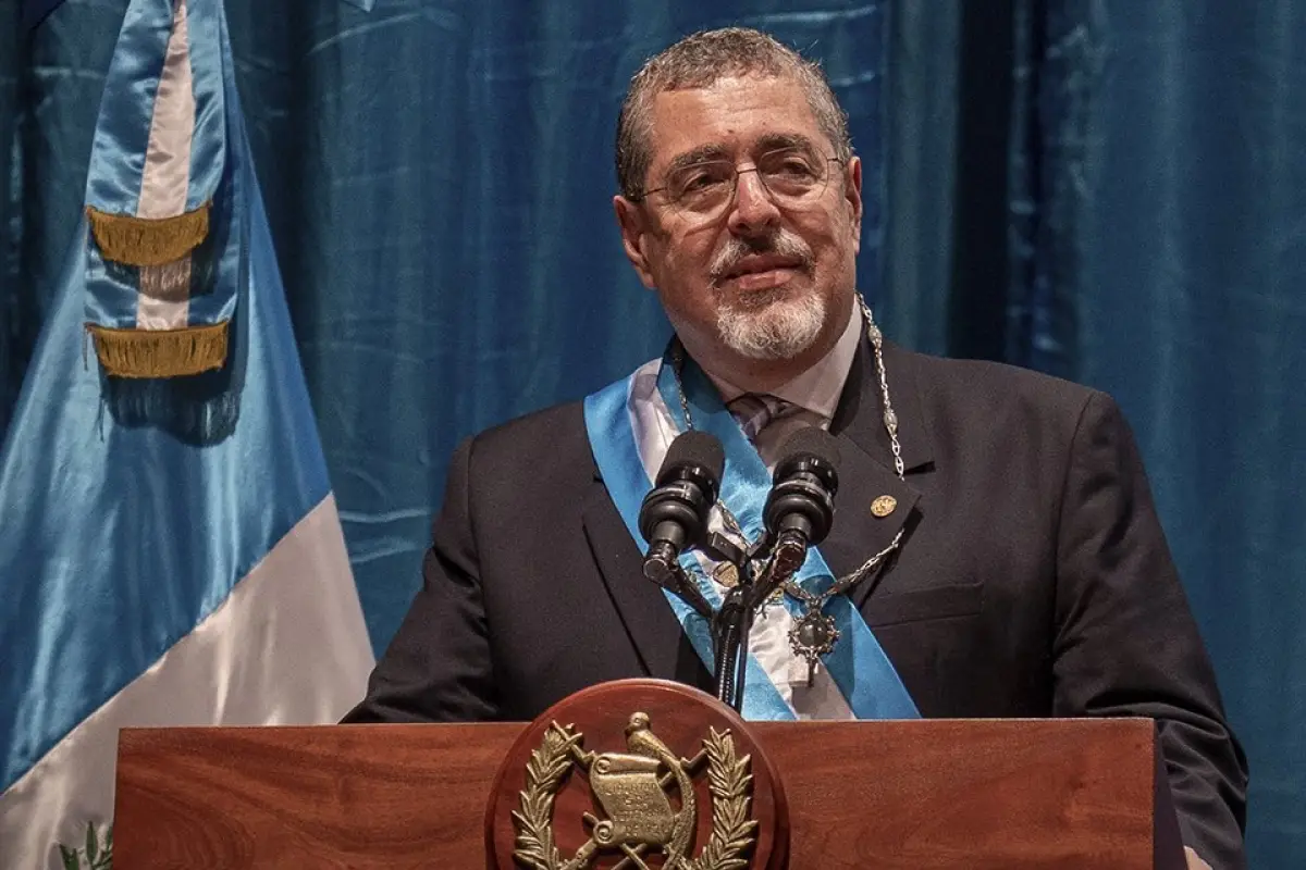 Bernardo Arévalo, presidente Guatemala, Redes Sociales