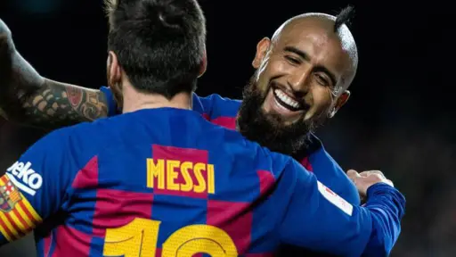 Vidal y Messi, Redes Sociales