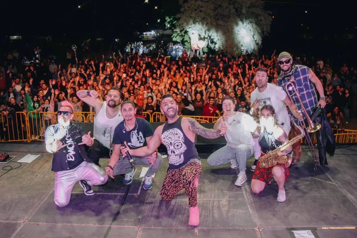 tomocomorey_409147495_18403328869009759_2240657468999353844_n (1), 