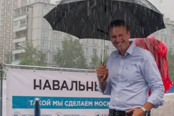 Alexéi Navalni ,Redes Sociales @navalny