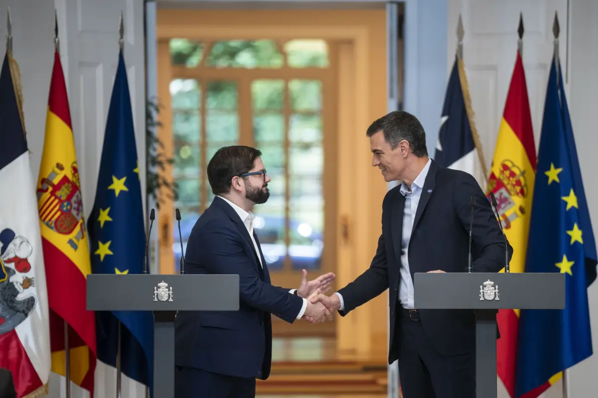 Presidente Gabriel Boric en el Palacio de la Moncloa, recibido por el Presidente del Gobierno español, Pedro Sánchez., Agencia Uno