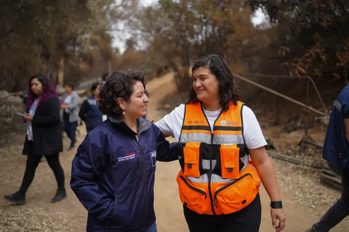 Ministra Javiera Toledo junto a alcaldesa de Villa Alemana Javiera Toledo, Ministerio de Desarrollo Social