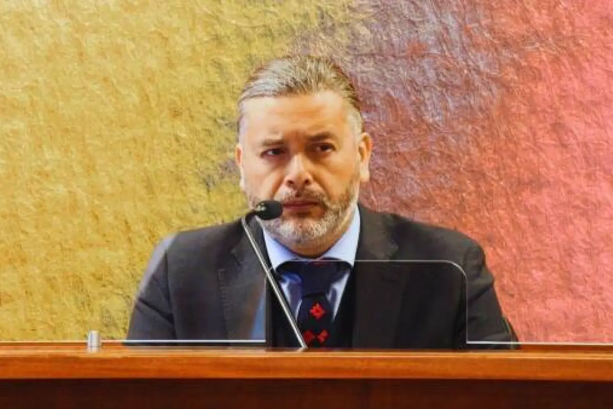 Juez Daniel Urrutia, Redes sociales