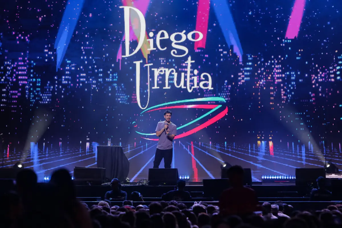 Diego Urrutia, Agencia Uno