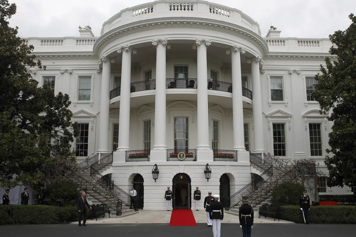 Casa Blanca, Agencia Uno