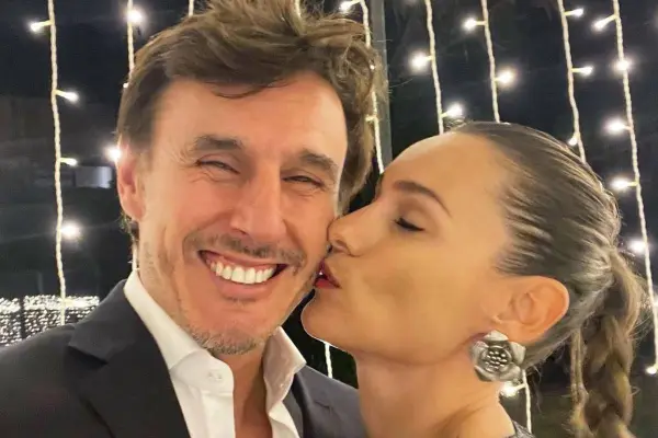 Pampita y Roberto García Moritán ,Redes Sociales