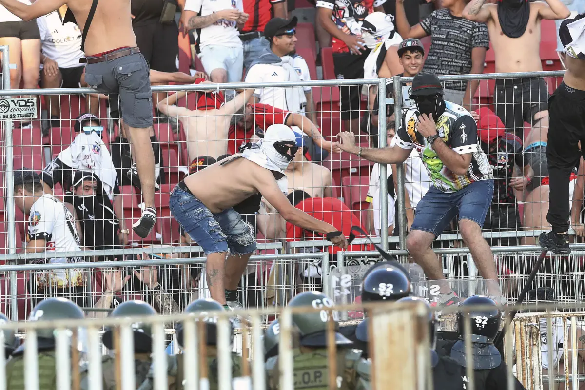 Incidentes Estadio Nacional, Agencia Uno