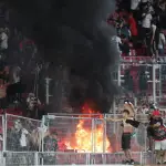 Garra Blanca destruyó el sector norte del Estadio Nacional, Agencia Uno