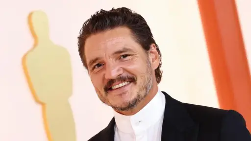 Pedro Pascal, Redes sociales
