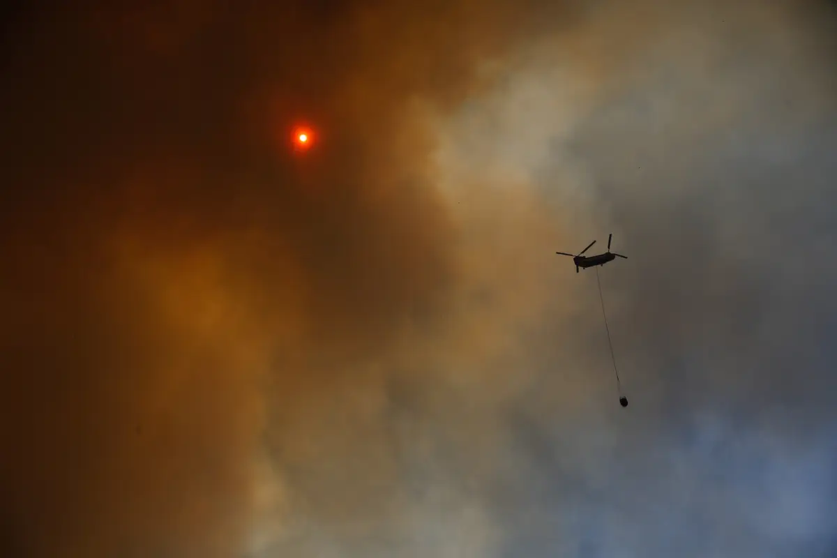 Incendios siguen fuera de control, Agencia Uno