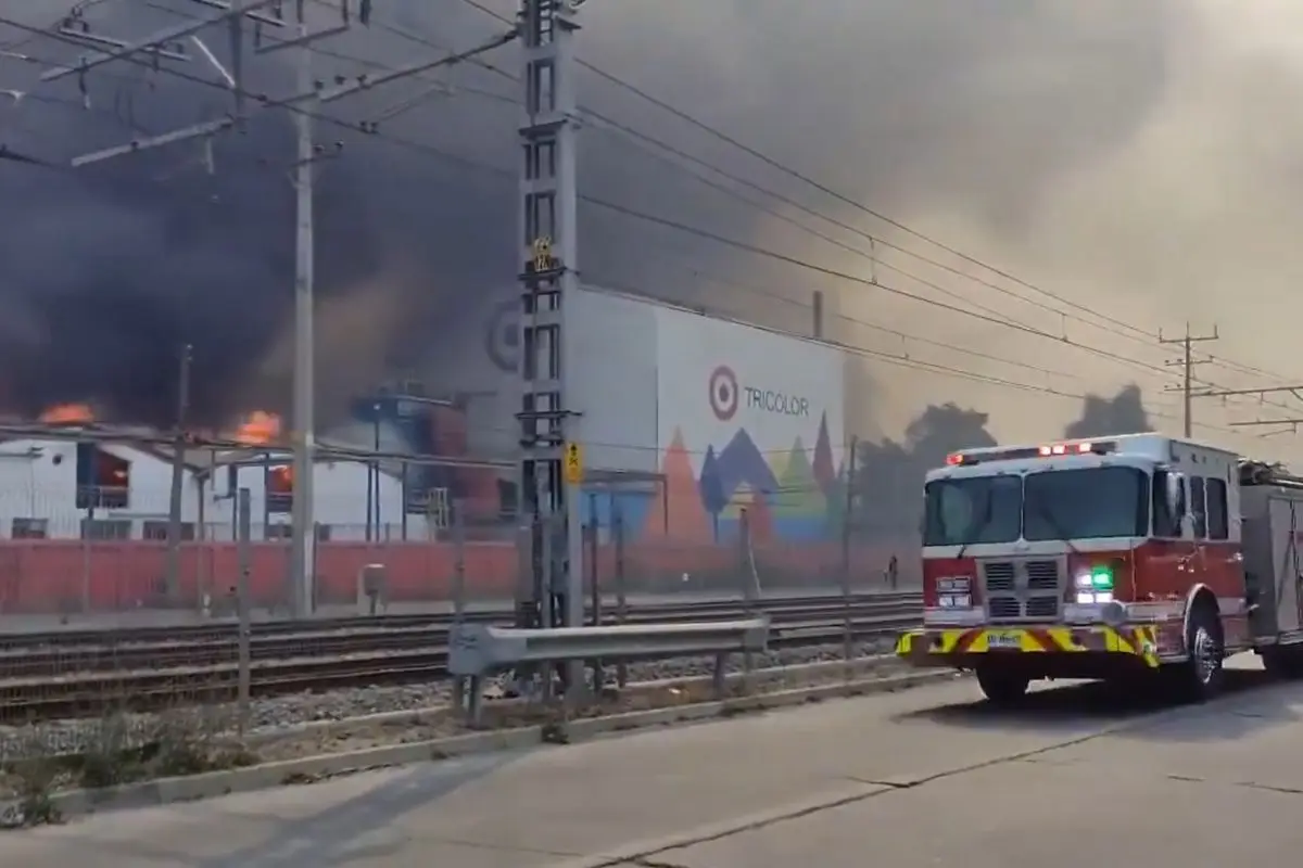 El incendio alcanzó el sector industrial, Captura