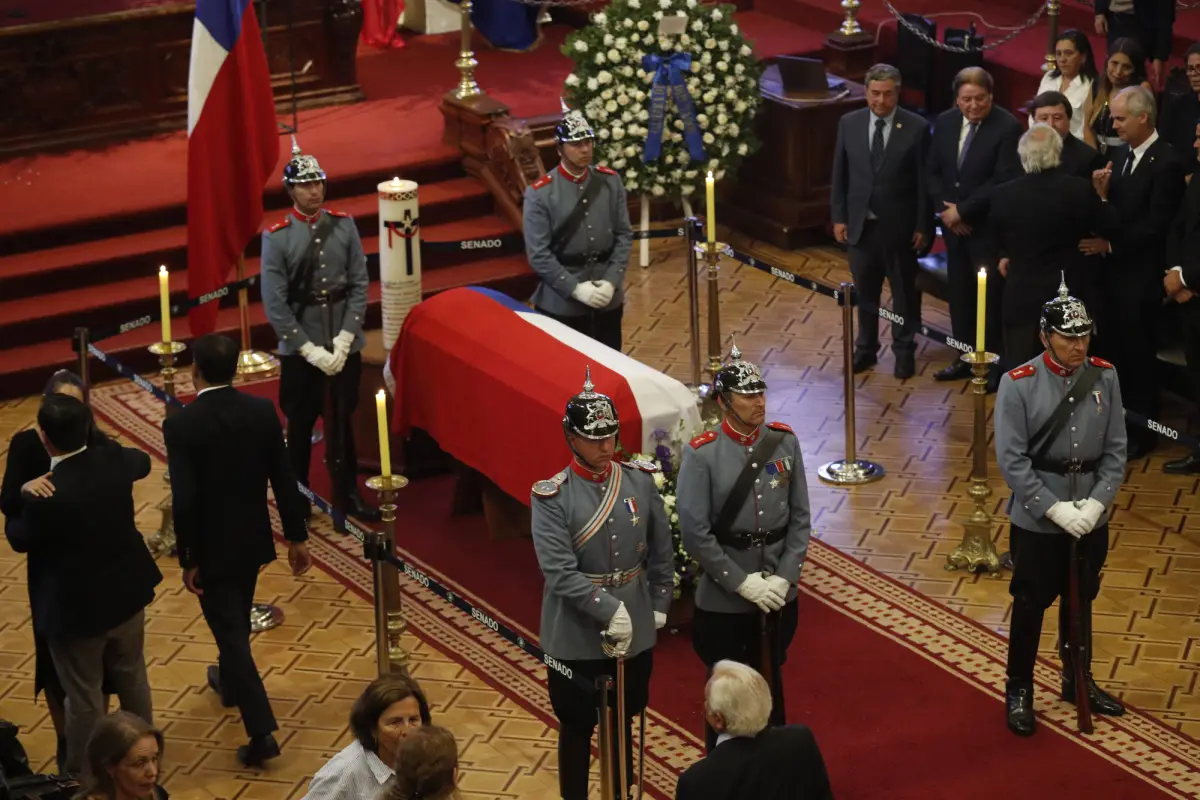 Velorio de Sebastián Piñera, Agencia Uno